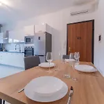 Gioia Nest 1 - New Bright Апартаменты *