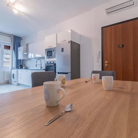 Gioia Nest 1 - New Bright Appartement *