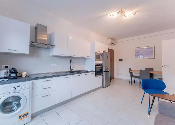 Gioia Nest 1 - New Bright * ミラノ